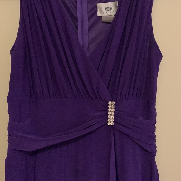 Dress with scarf - Picture 4 of 9